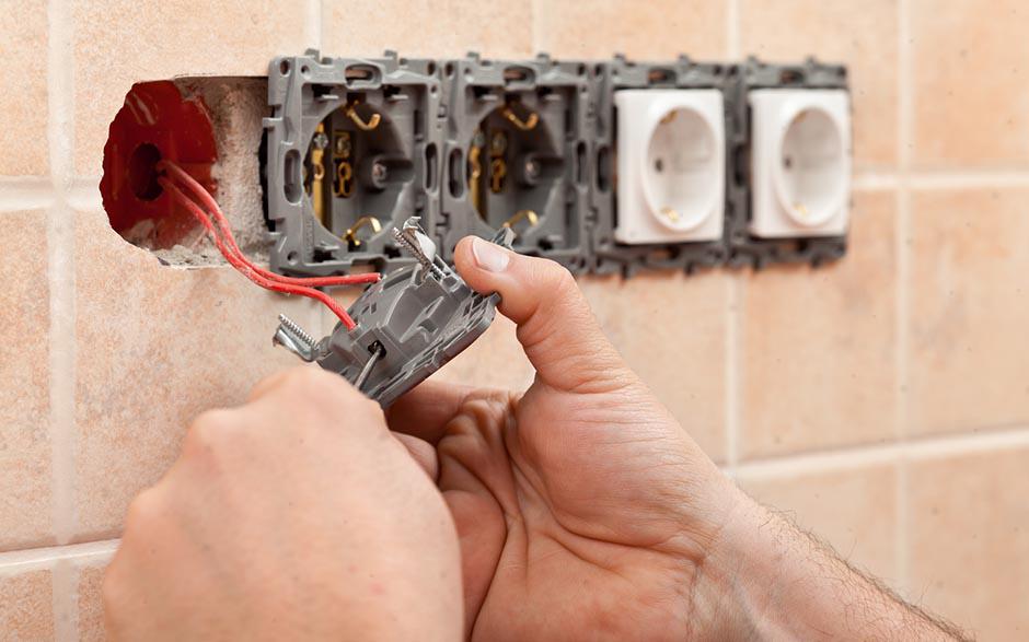cherche électricien pas cher Palaiseau