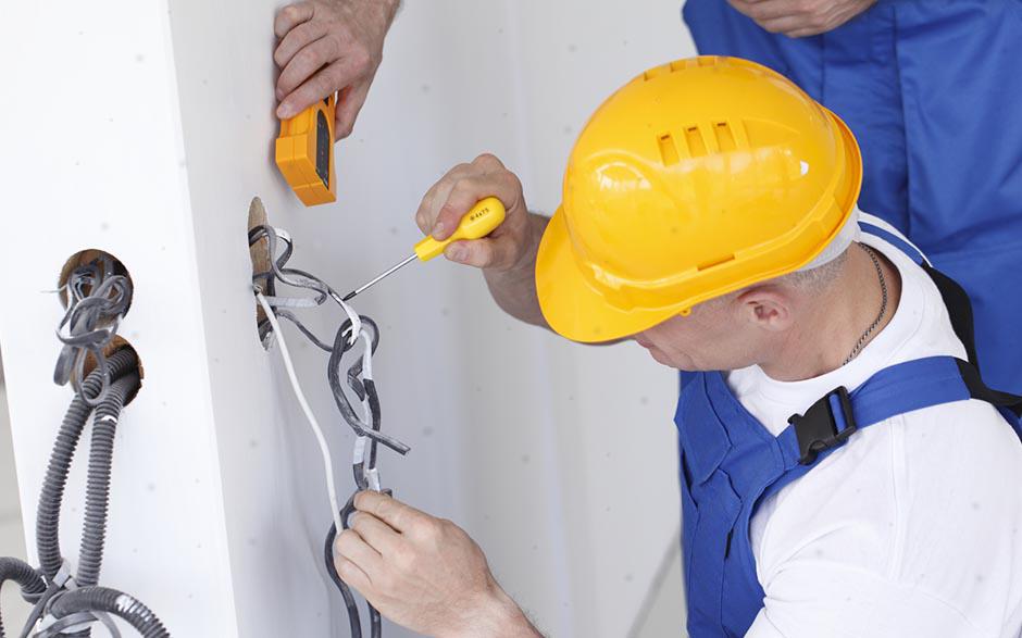 tarif horaire d'un électricien Villennes-sur-Seine